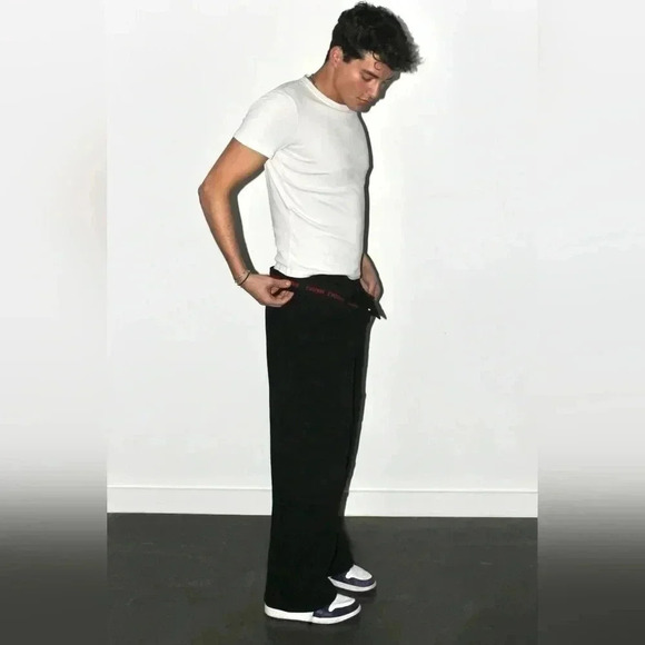 BROOKS MARKS UNIVERSAL PANEL PANT IN JET BLACK - Picture 2 of 16